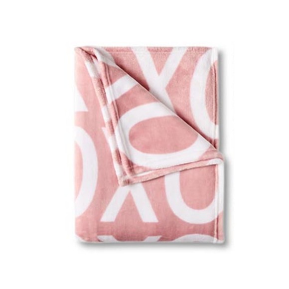 New! Huntington Home Valentine's Plush Throw XOXO - Picture 2 of 2